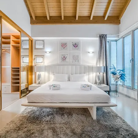 Miami Villa *