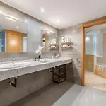 Miami فيلة *