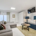 Miami فيلة